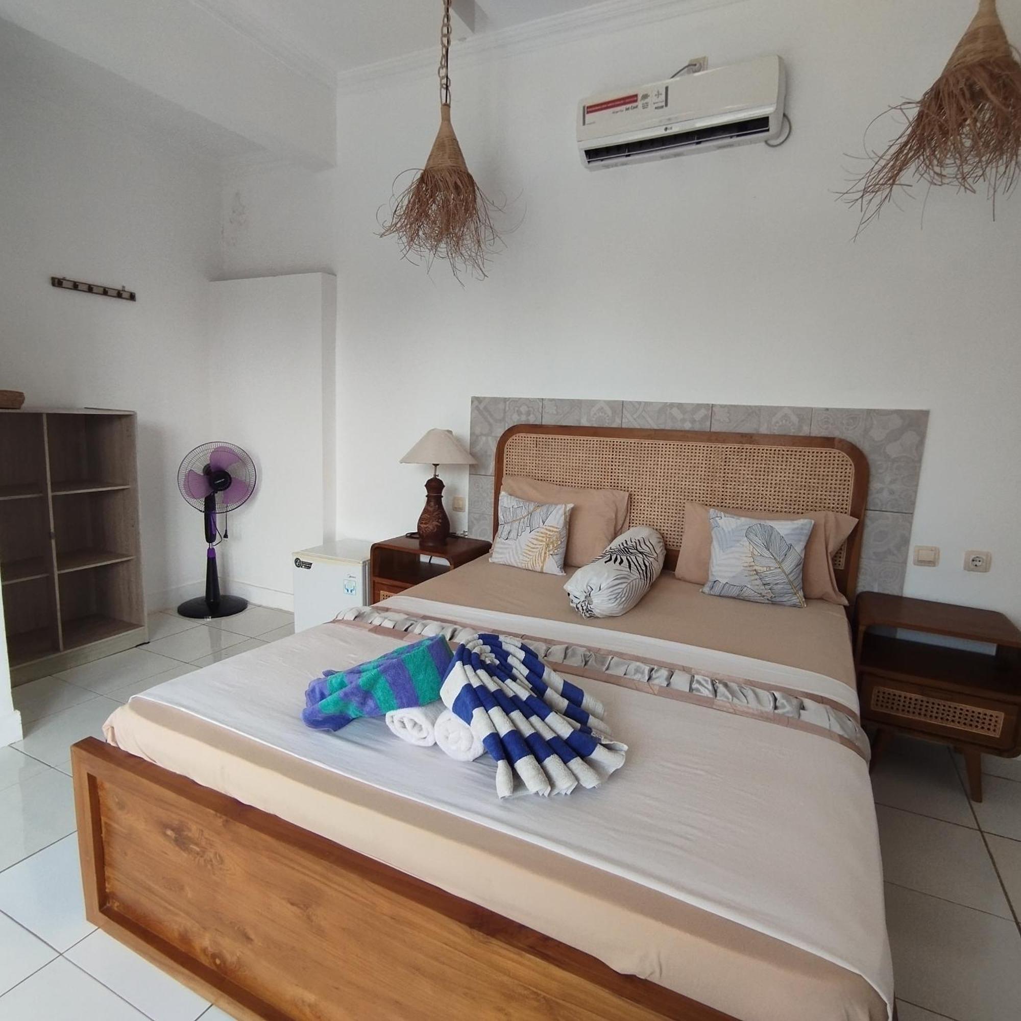 Palm Trees Villas Gili Air Exterior foto