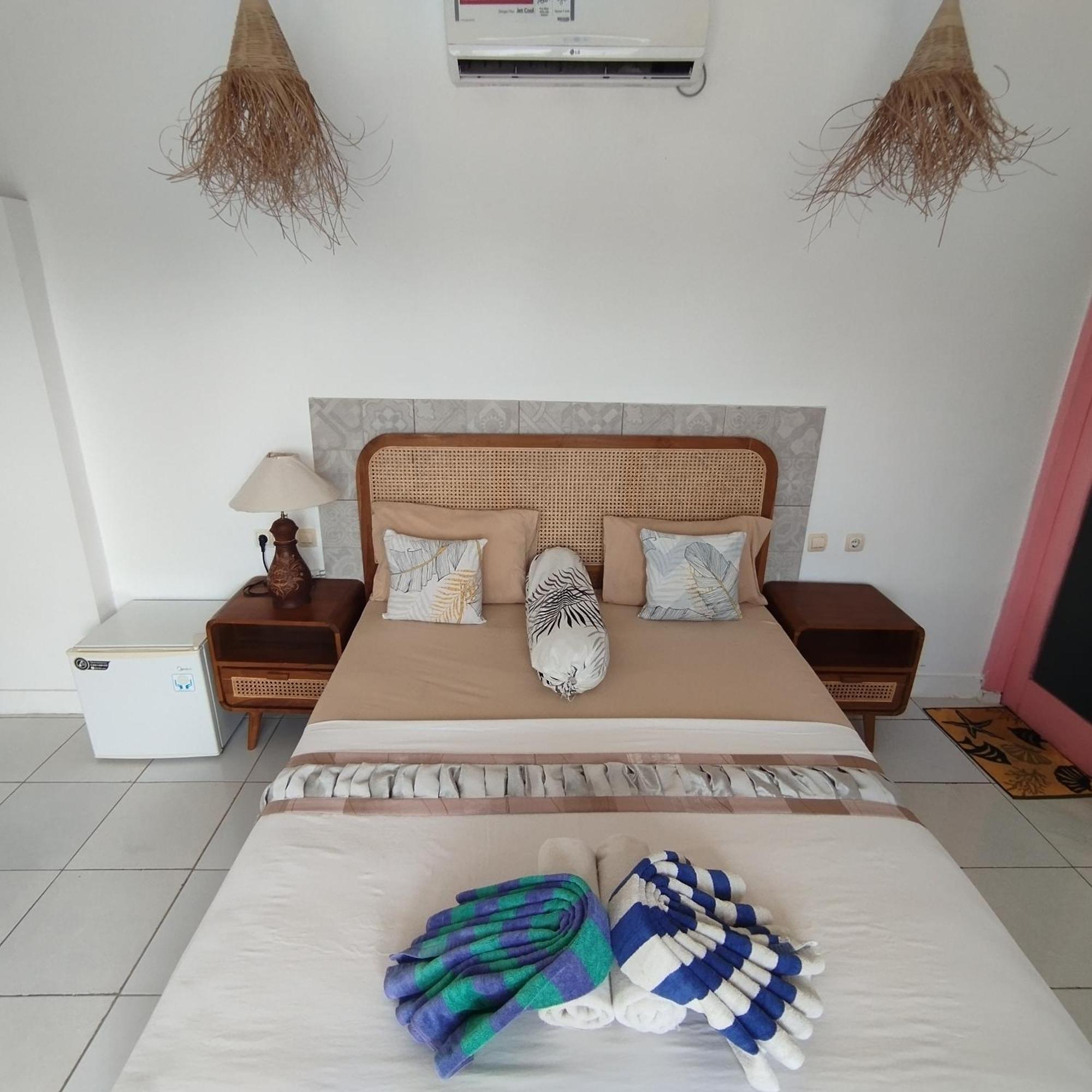 Palm Trees Villas Gili Air Exterior foto